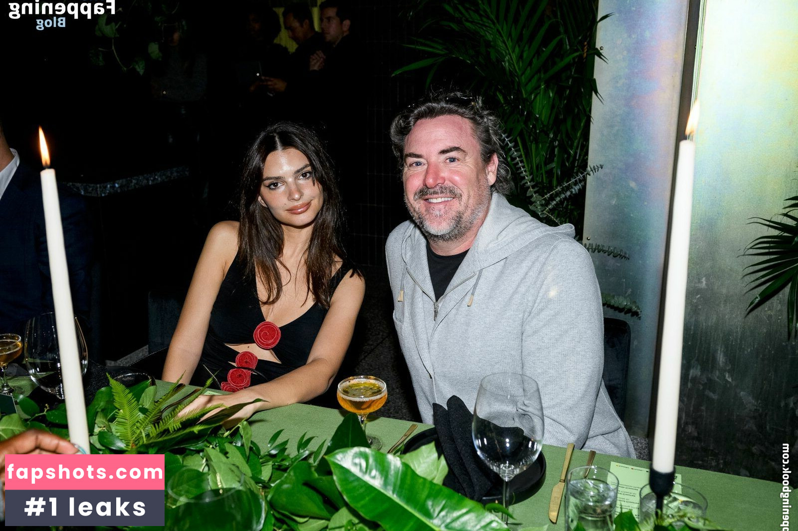 Emily Ratajkowski gallery photo #2749