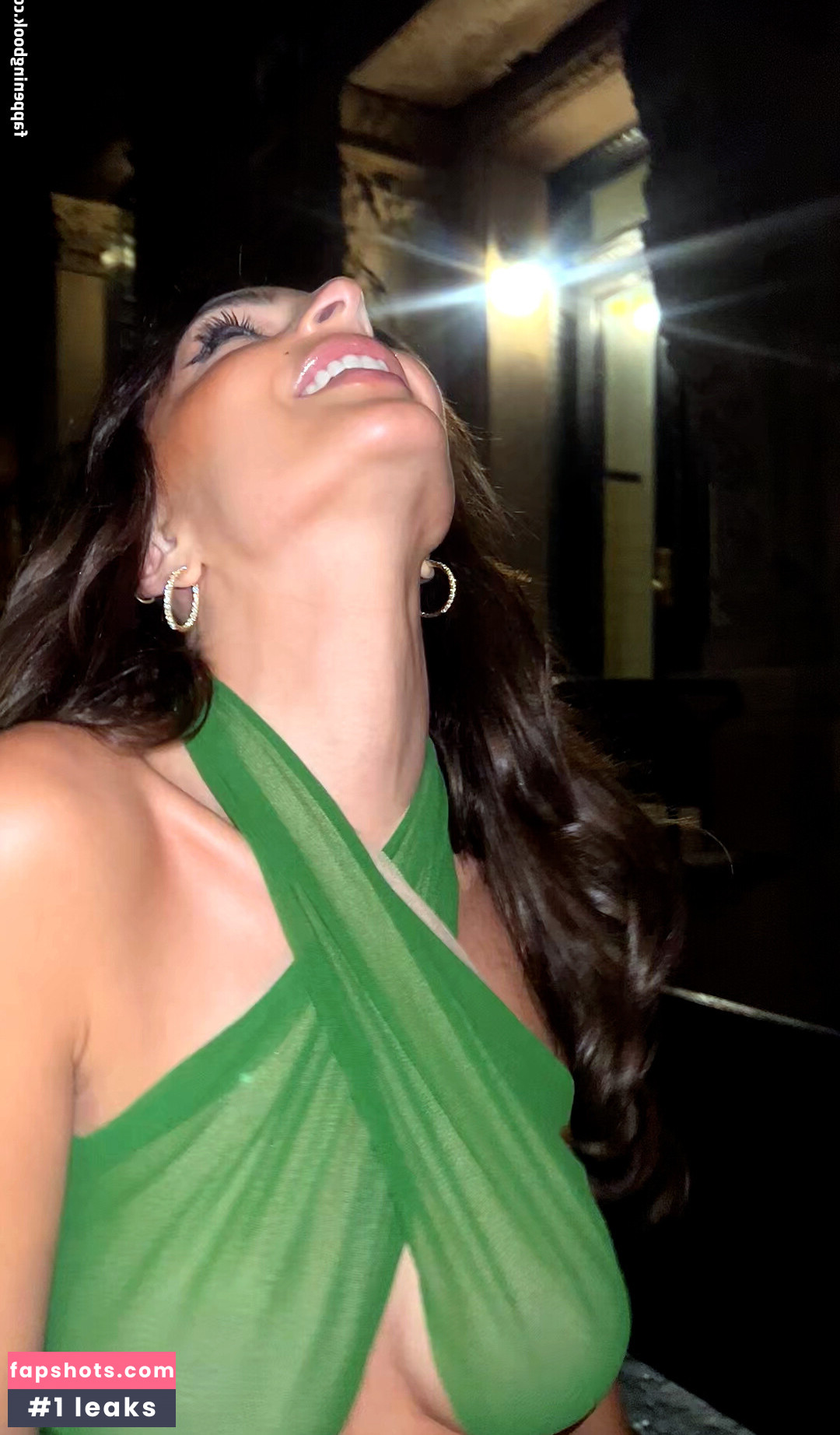 Emily Ratajkowski gallery photo #2894