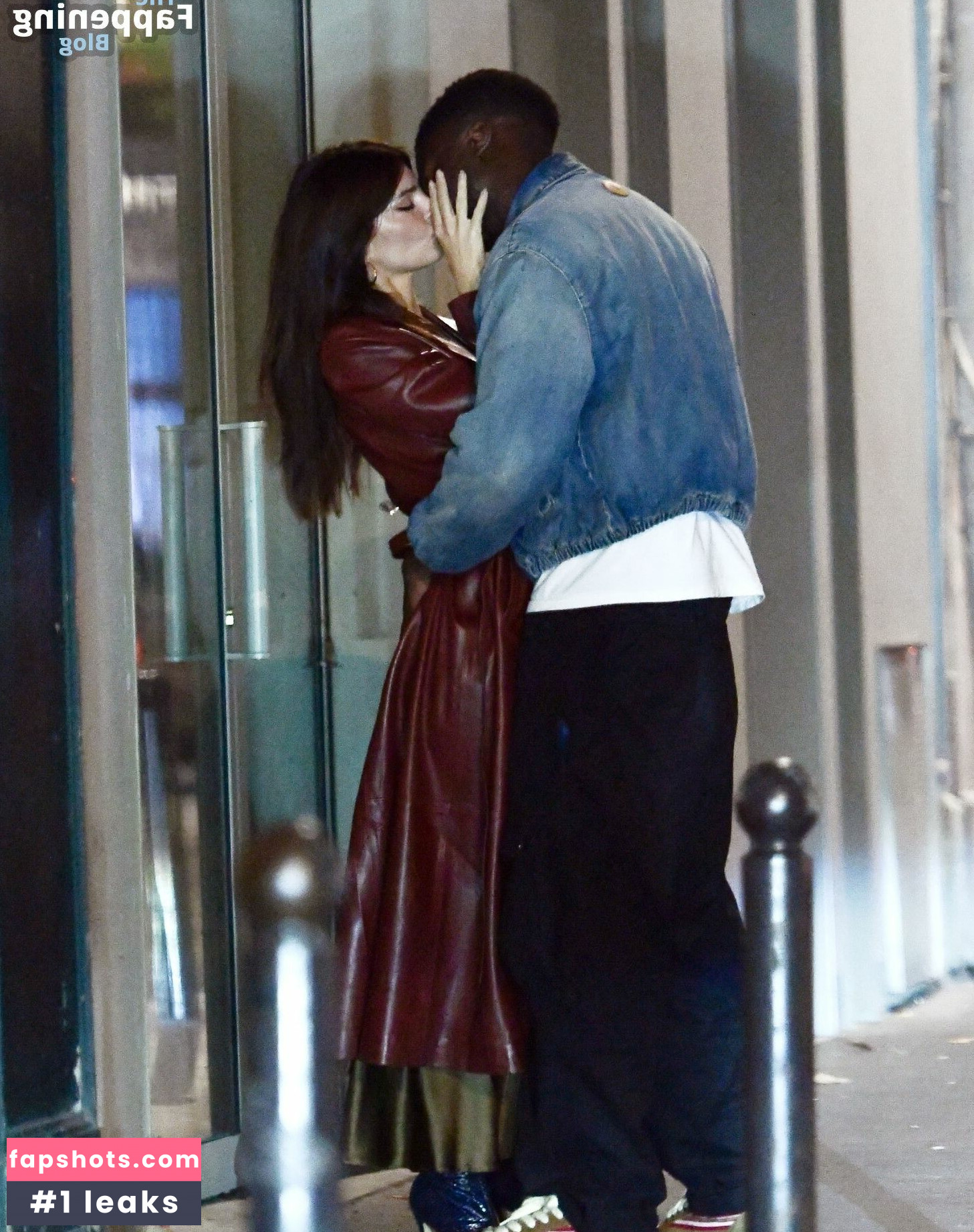 Emily Ratajkowski gallery photo #2961