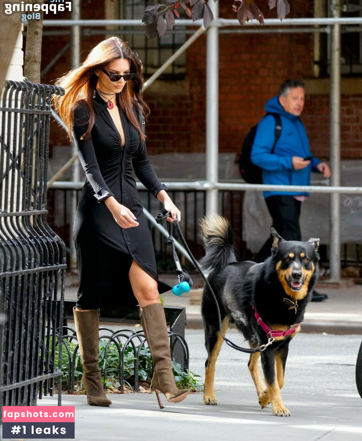 Emily Ratajkowski gallery photo #3004