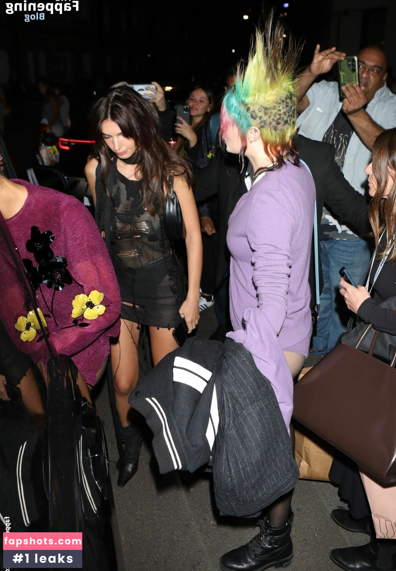 Emily Ratajkowski gallery photo #3516