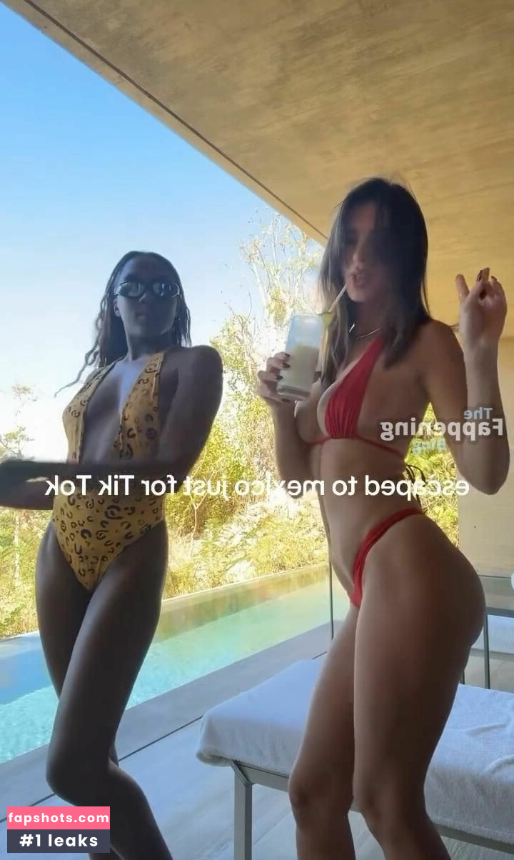 Emily Ratajkowski gallery photo #394