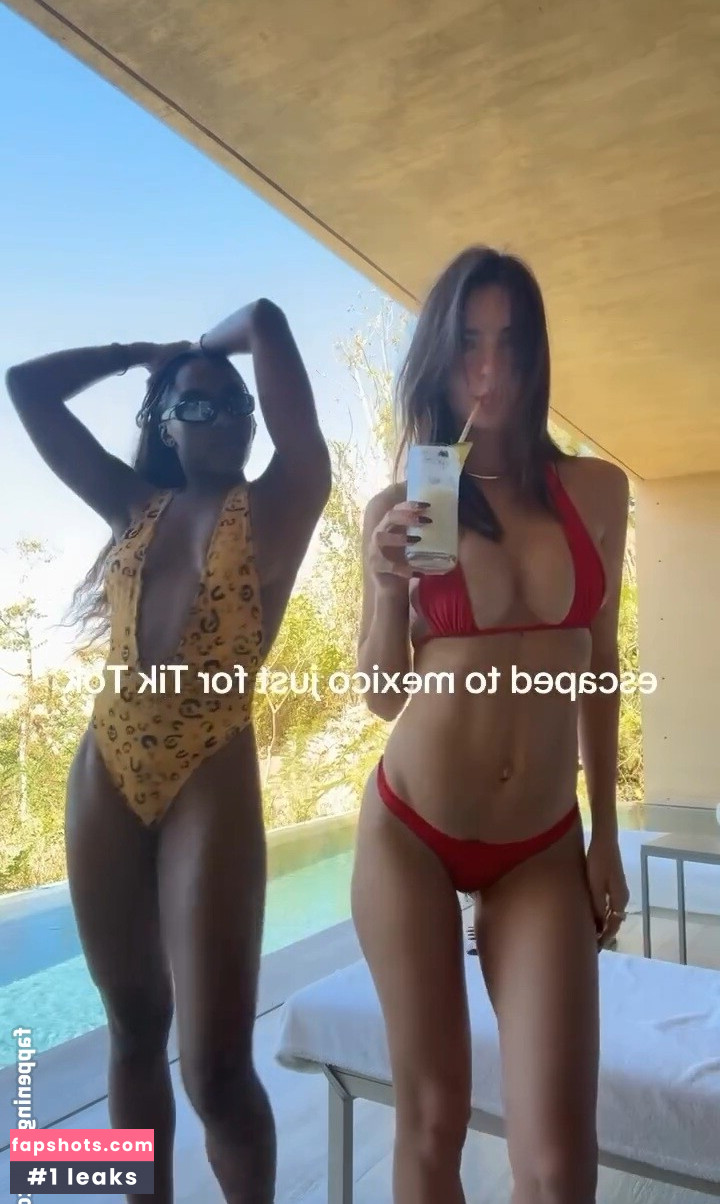 Emily Ratajkowski gallery photo #408