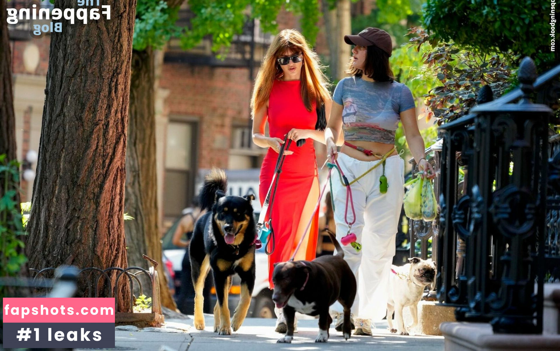 Emily Ratajkowski gallery photo #4442