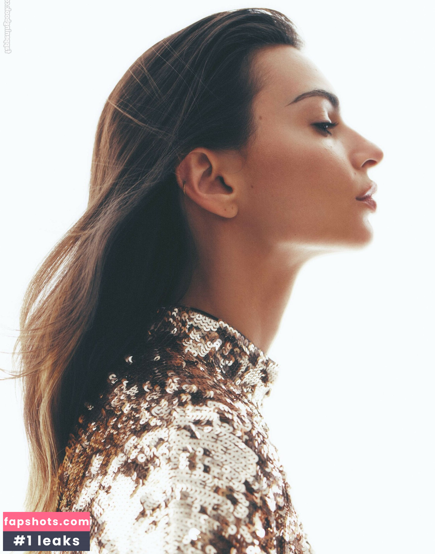 Emily Ratajkowski gallery photo #4850