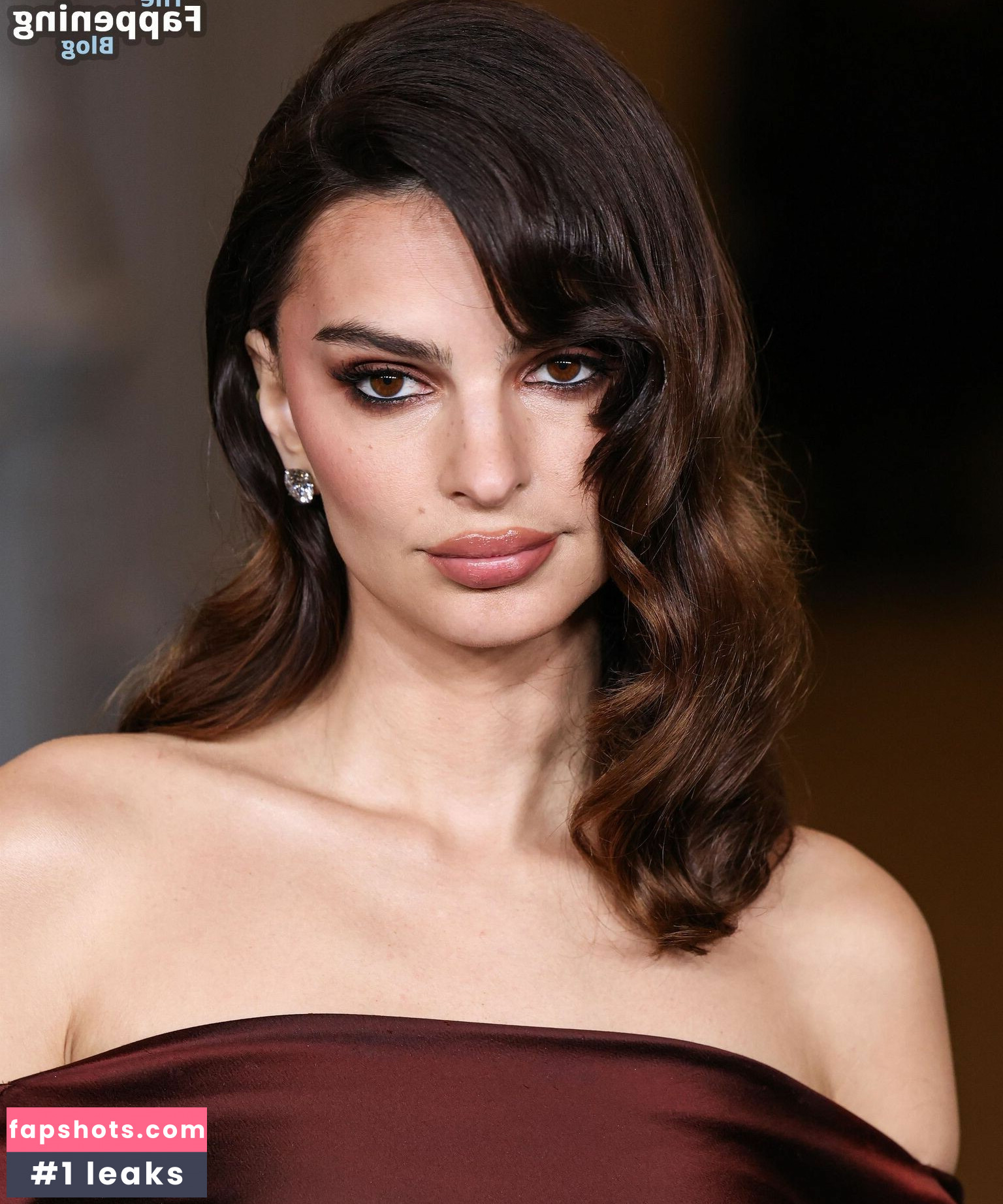 Emily Ratajkowski gallery photo #518