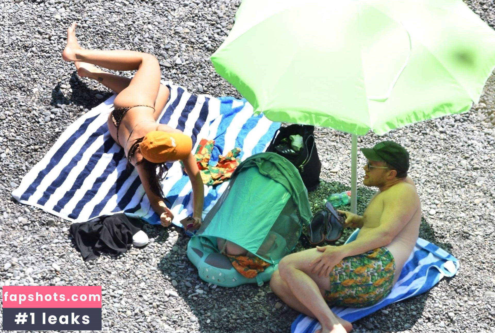 Emily Ratajkowski gallery photo #5270