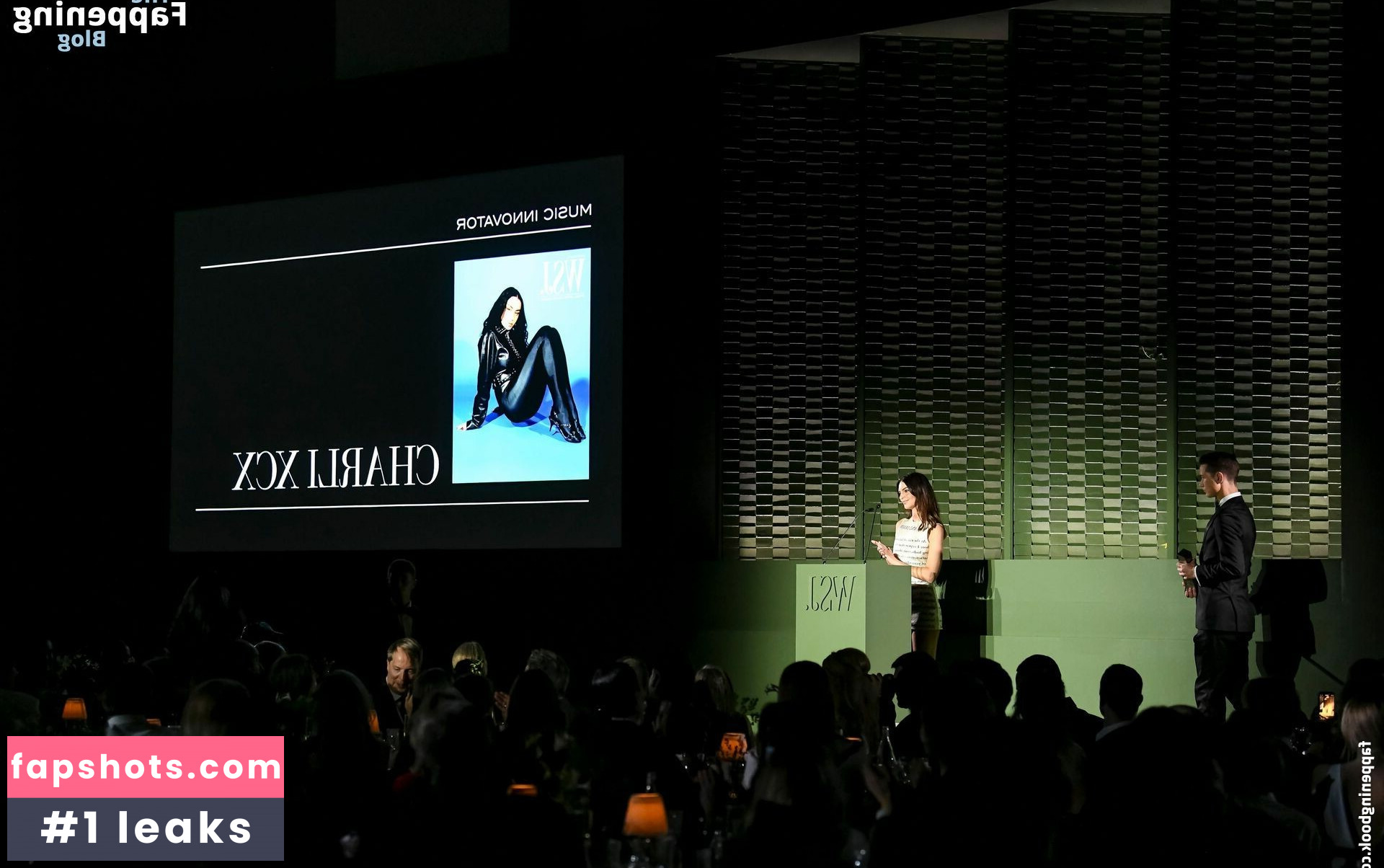 Emily Ratajkowski gallery photo #580