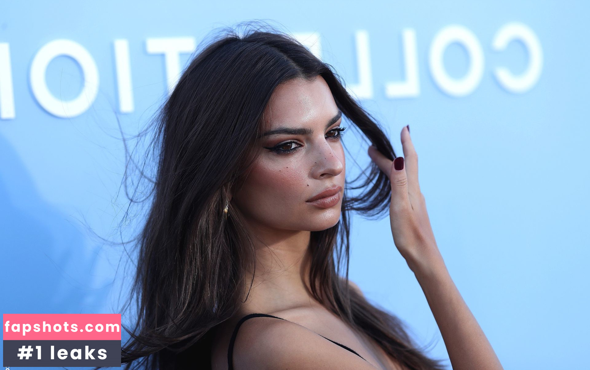 Emily Ratajkowski gallery photo #6065