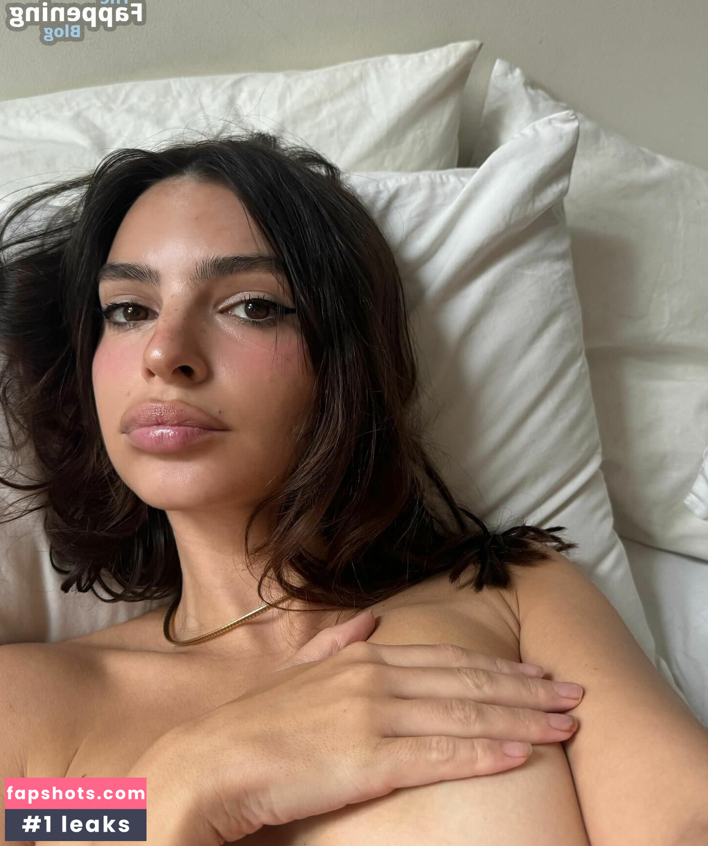 Emily Ratajkowski gallery photo #613