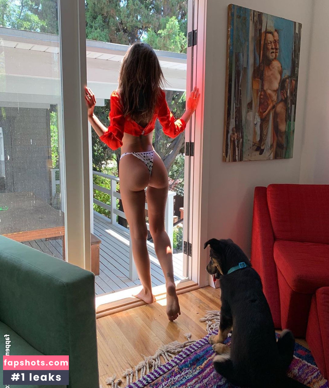 Emily Ratajkowski gallery photo #6165