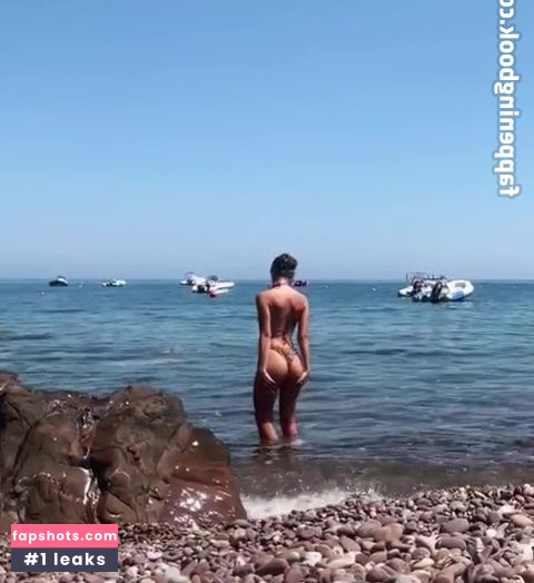 Emily Ratajkowski gallery photo #6208