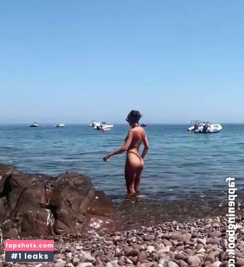 Emily Ratajkowski gallery photo #6209