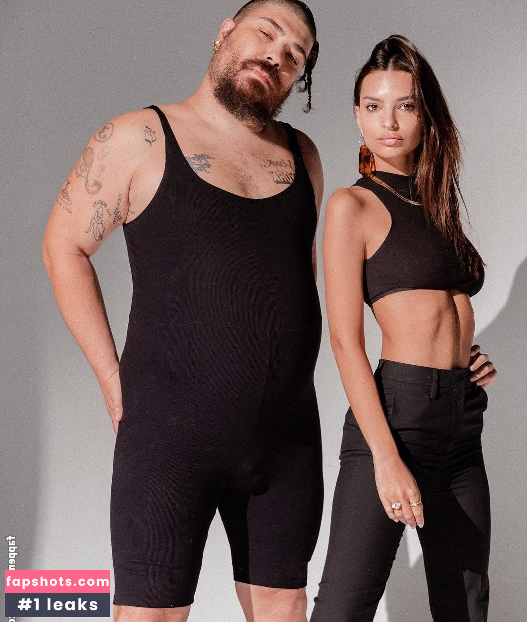 Emily Ratajkowski gallery photo #6370