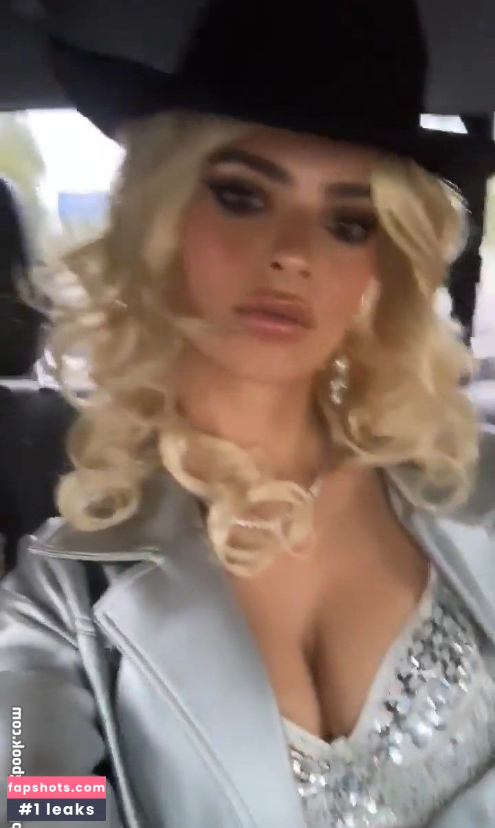 Emily Ratajkowski gallery photo #6393