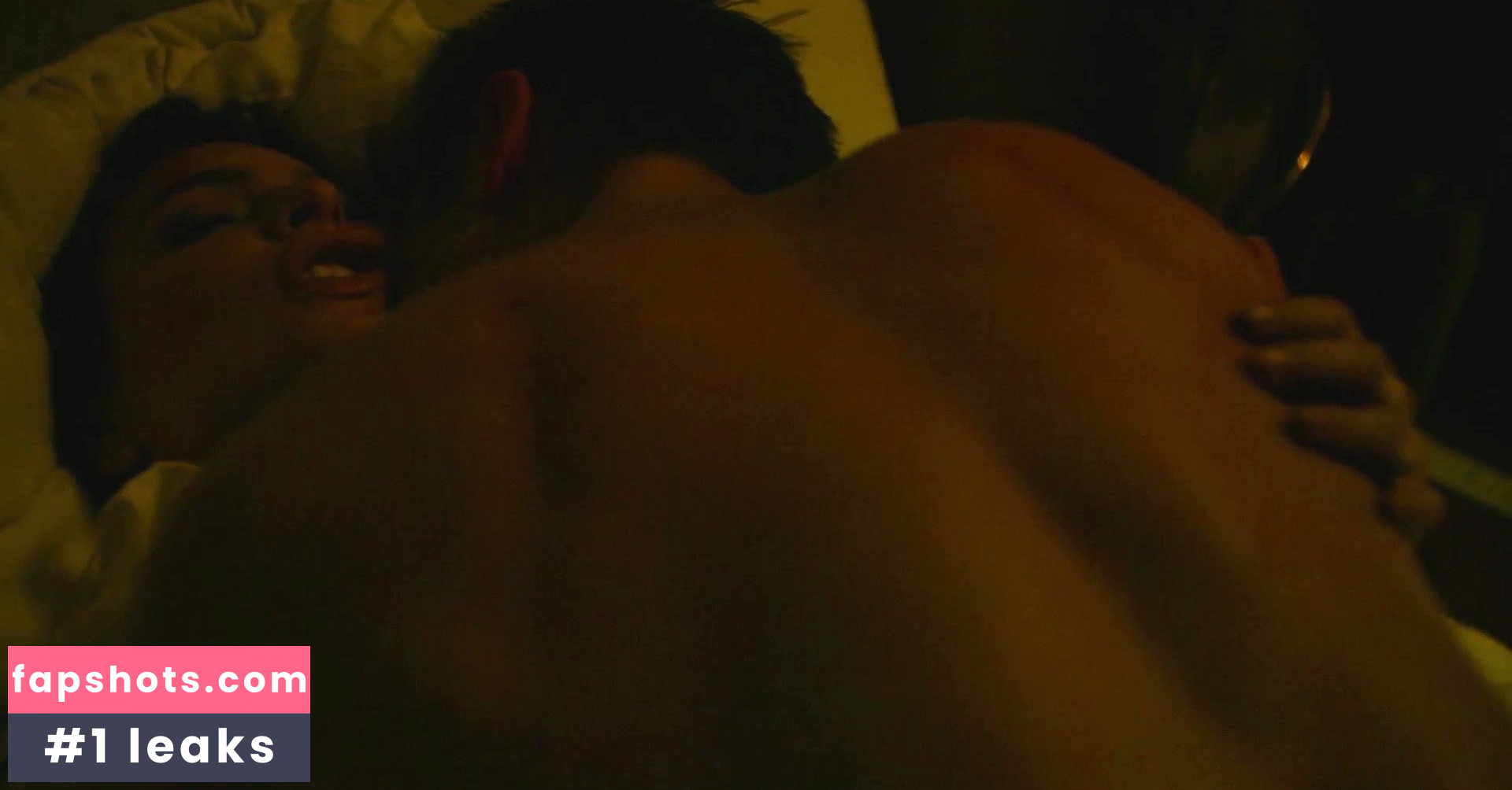 Emily Ratajkowski gallery photo #6458