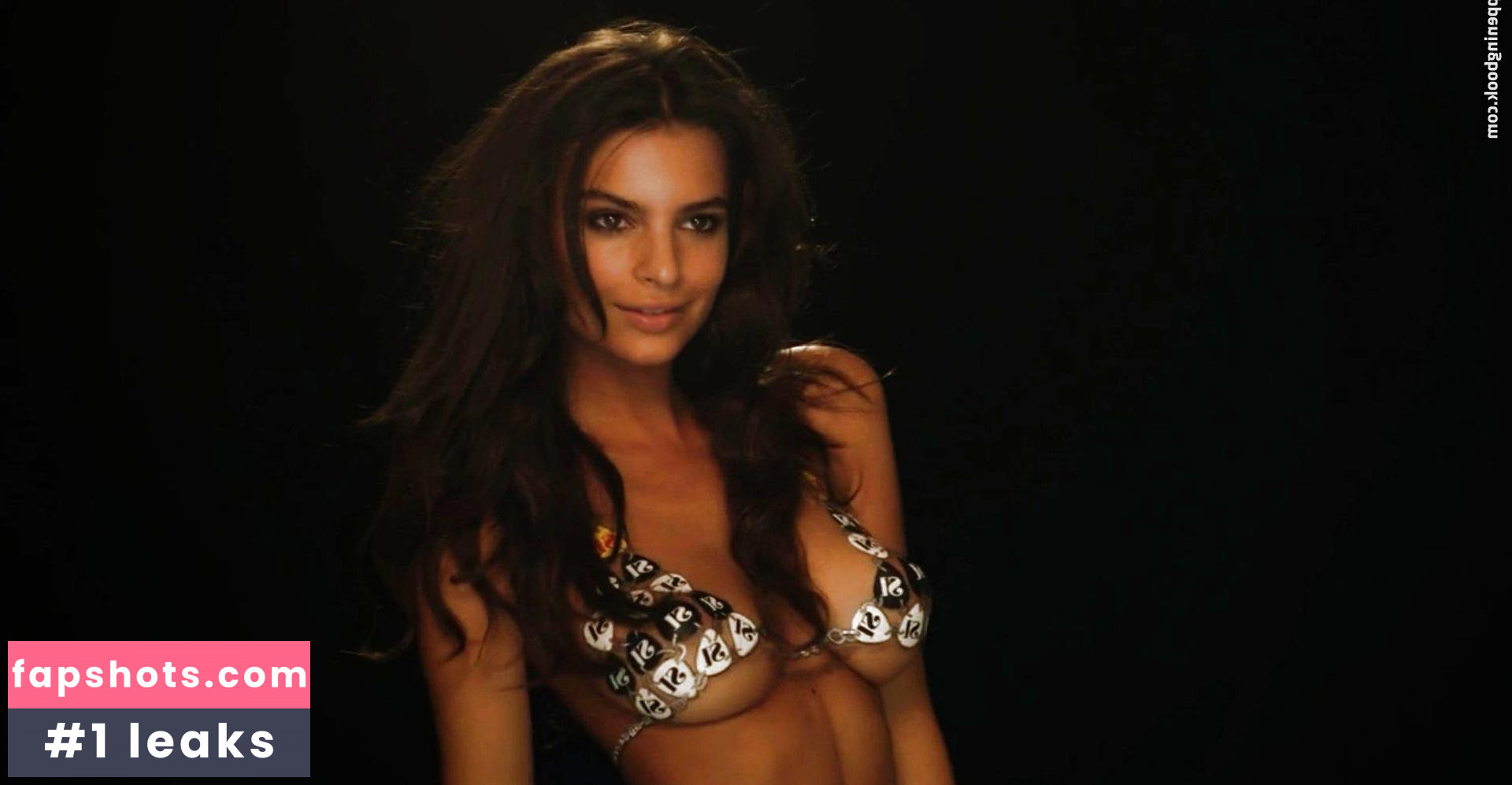 Emily Ratajkowski gallery photo #6475