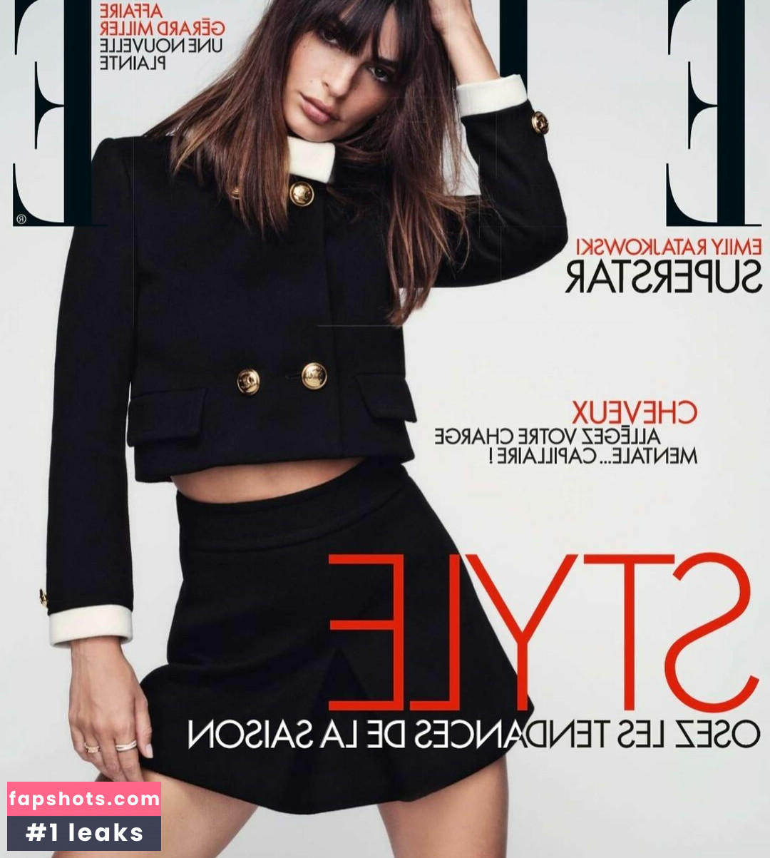 Emily Ratajkowski gallery photo #683