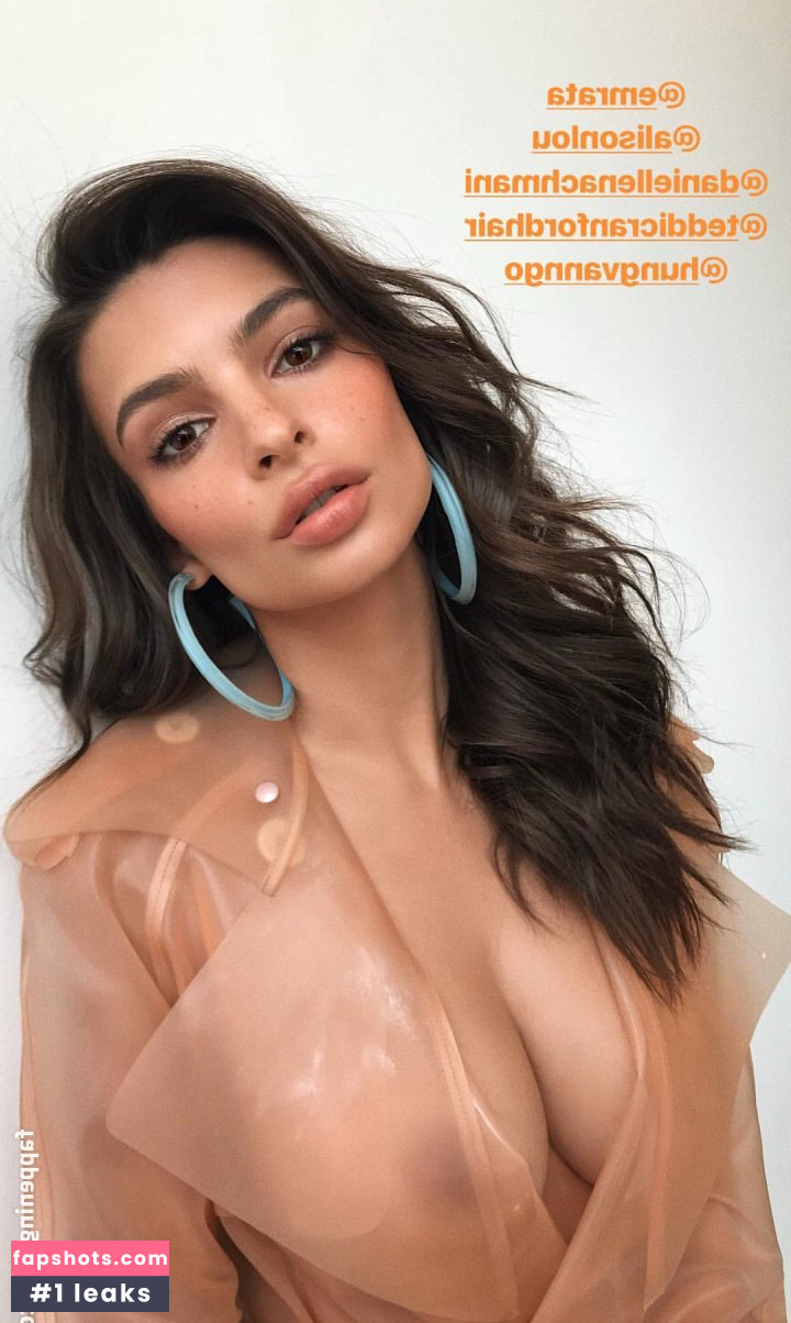 Emily Ratajkowski gallery photo #7219