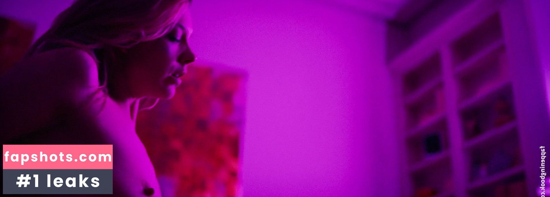 Emily Ratajkowski gallery photo #7257