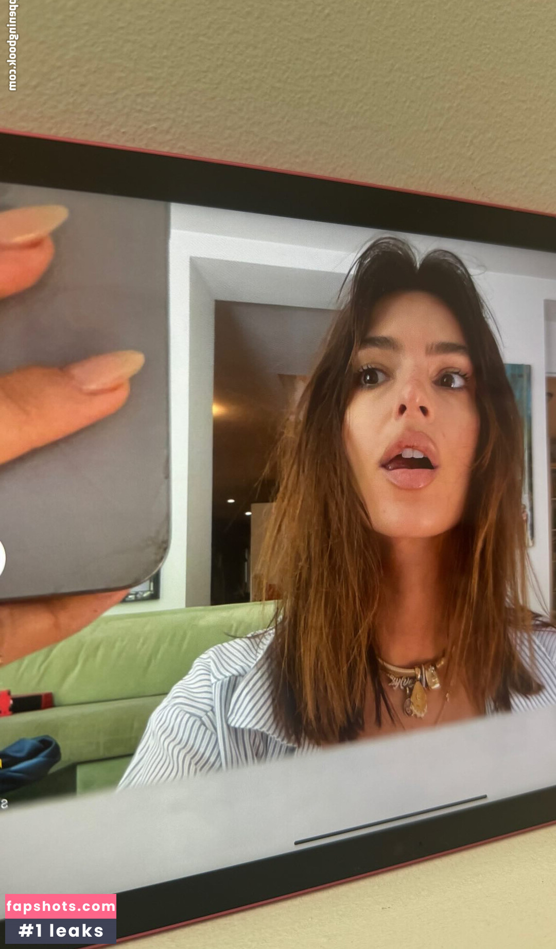 Emily Ratajkowski gallery photo #981