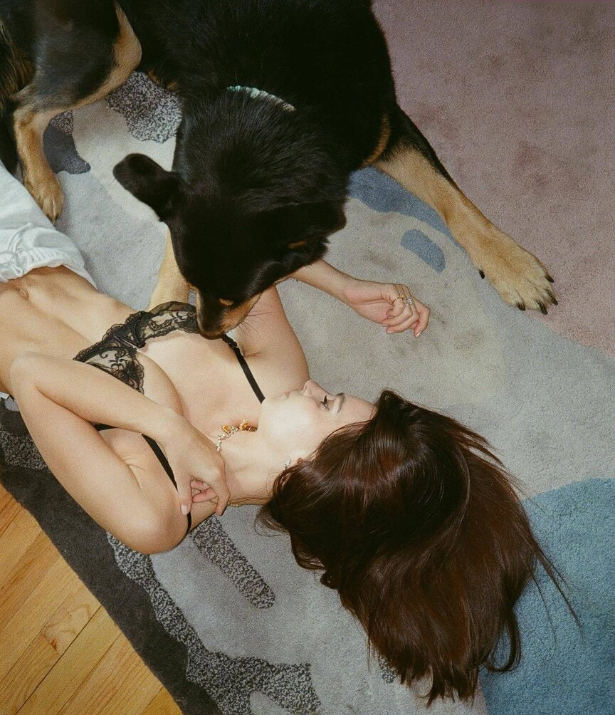 emily-ratajkowski gallery photo #1164