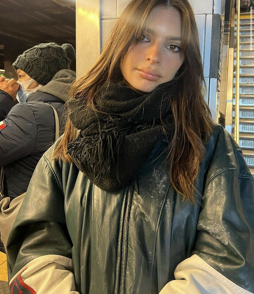 emily-ratajkowski gallery photo #6250