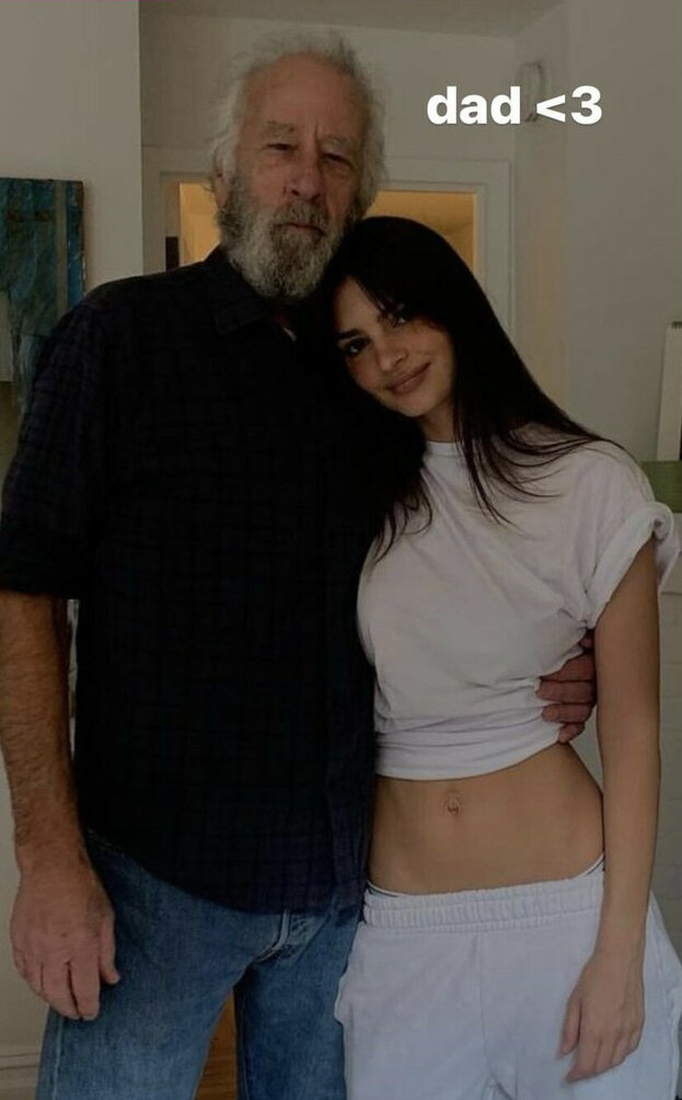 emily-ratajkowski gallery photo #6259