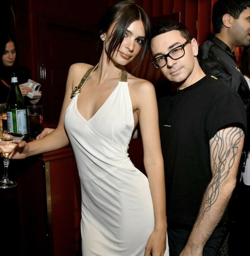 emily-ratajkowski gallery photo #6322