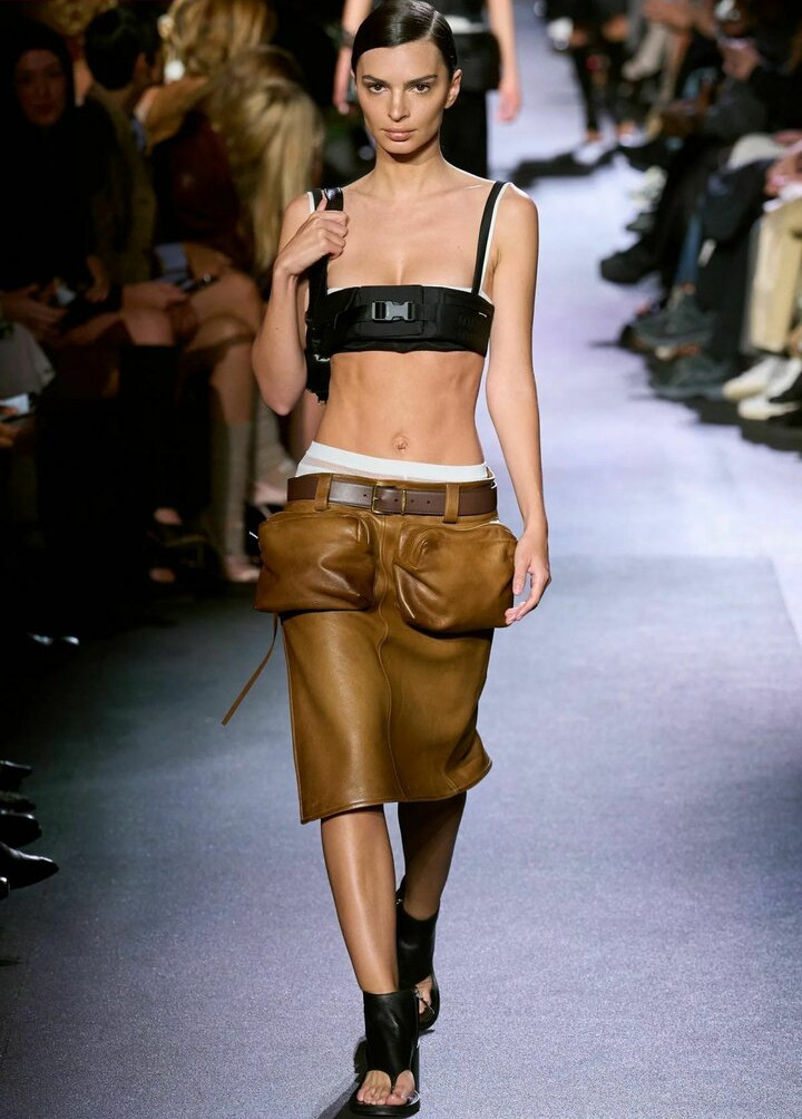 emily-ratajkowski gallery photo #6348