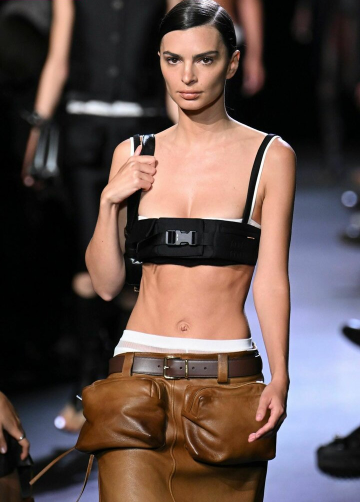 emily-ratajkowski gallery photo #6350