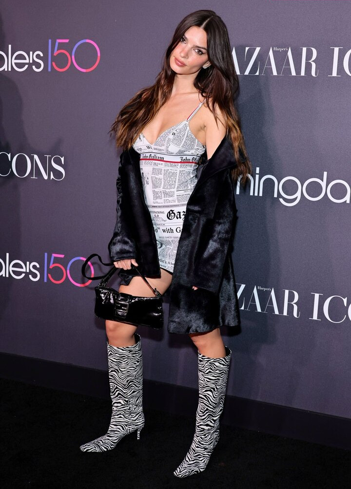 emily-ratajkowski gallery photo #6423