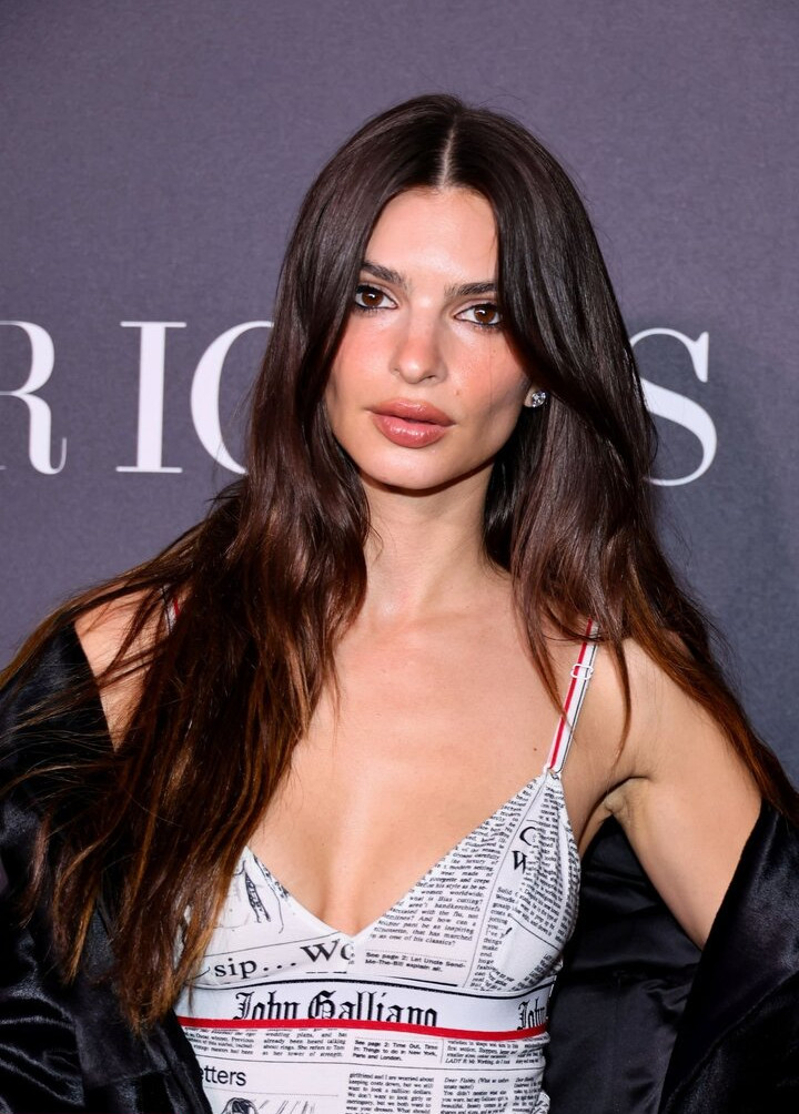 emily-ratajkowski gallery photo #6424