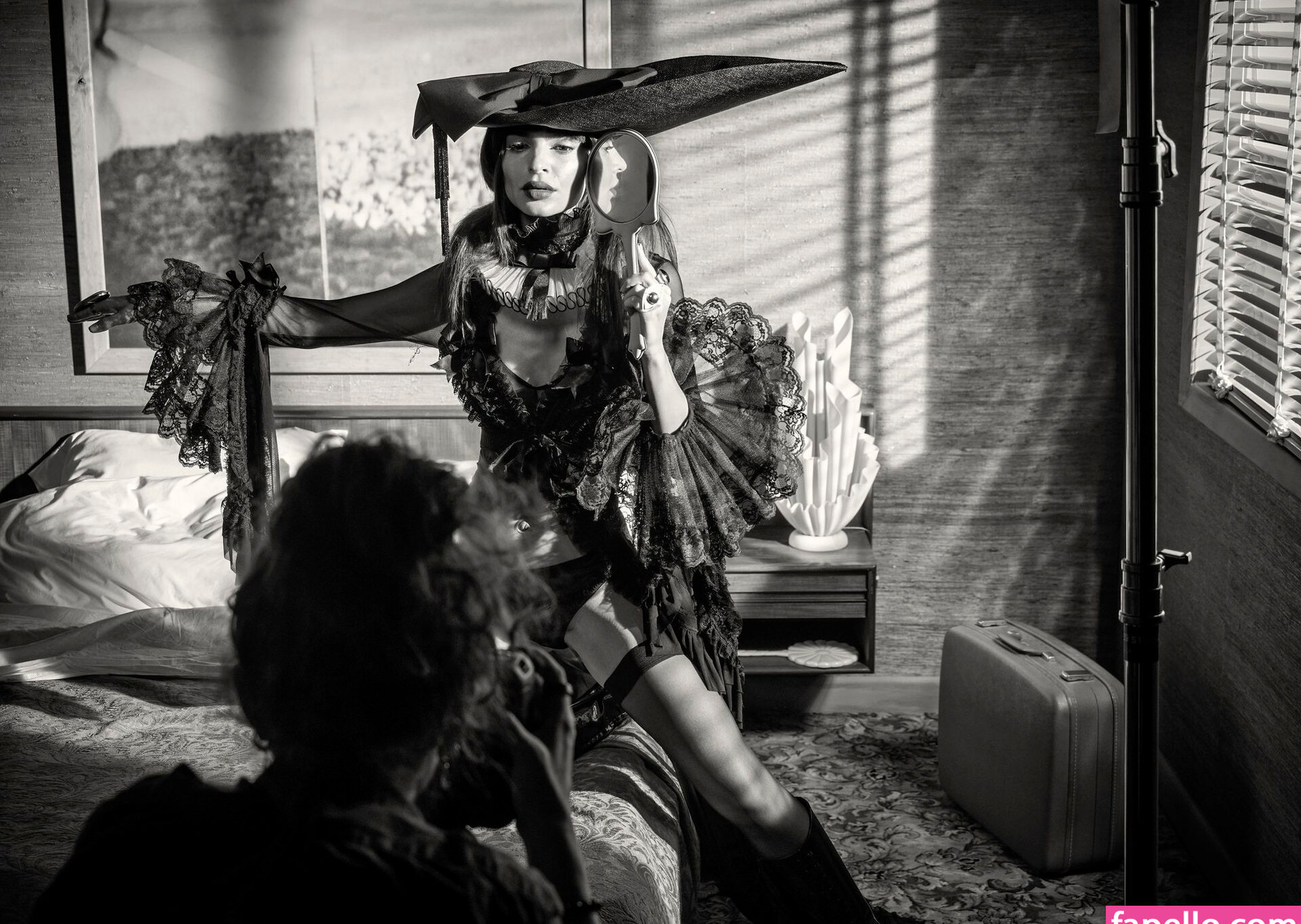 emily-ratajkowski gallery photo #6501