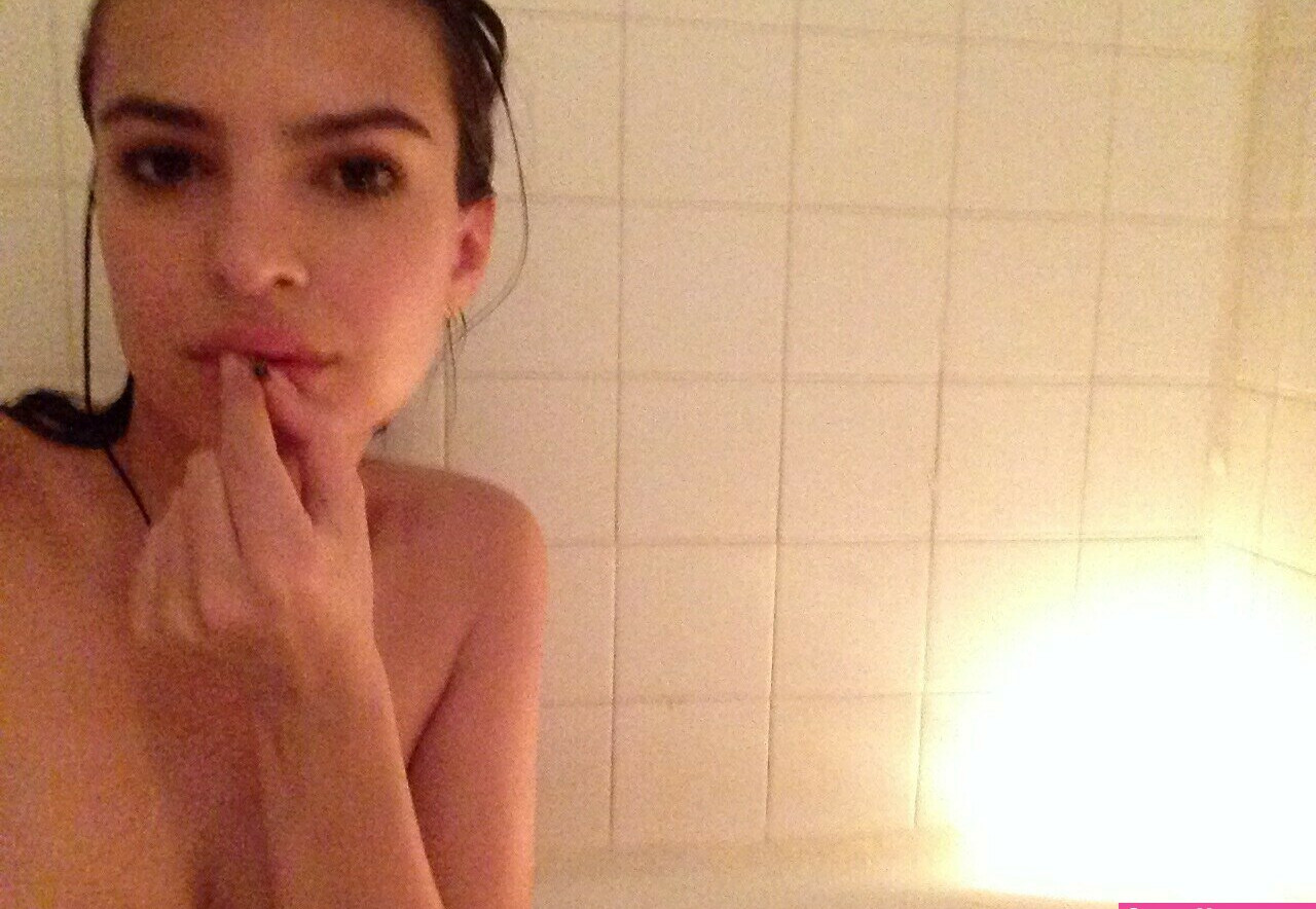 emily-ratajkowski gallery photo #6680