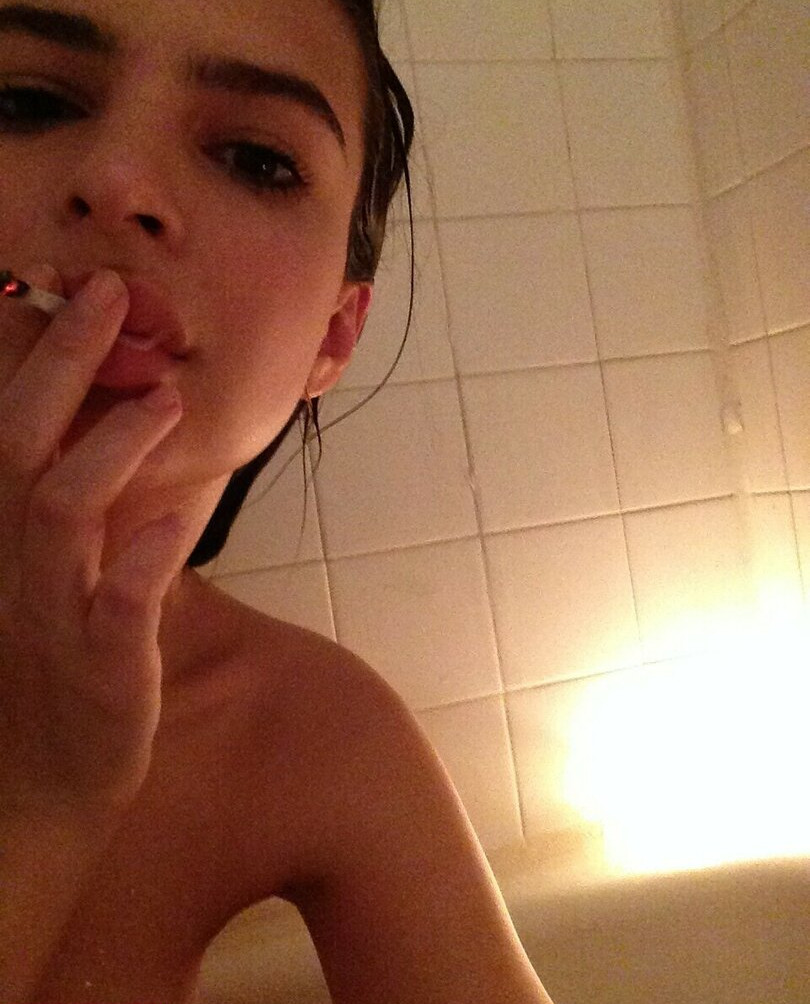 emily-ratajkowski gallery photo #6681