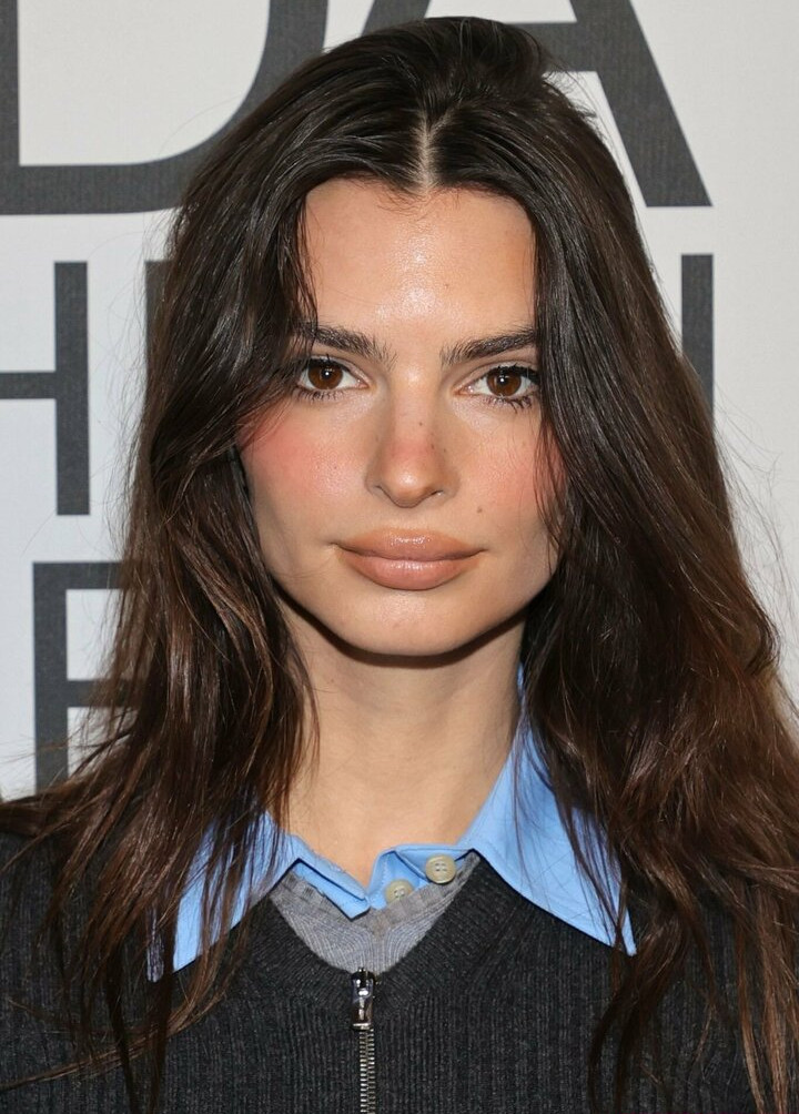 emily-ratajkowski gallery photo #6857