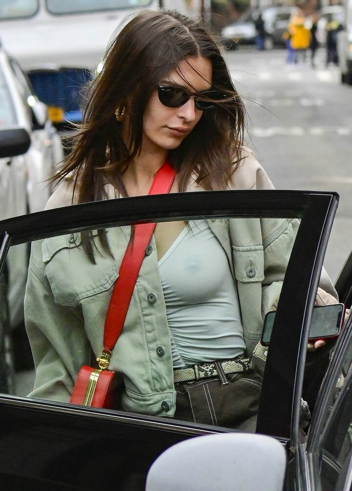 emily-ratajkowski gallery photo #7039