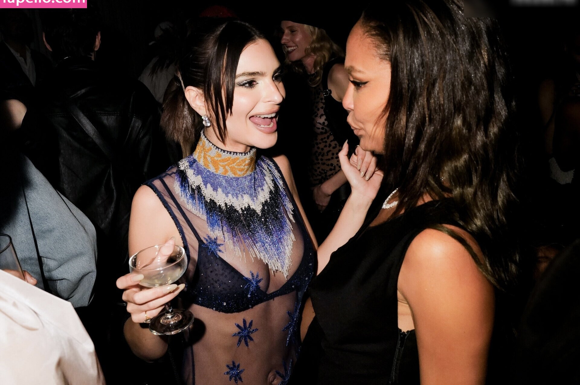 emily-ratajkowski gallery photo #939