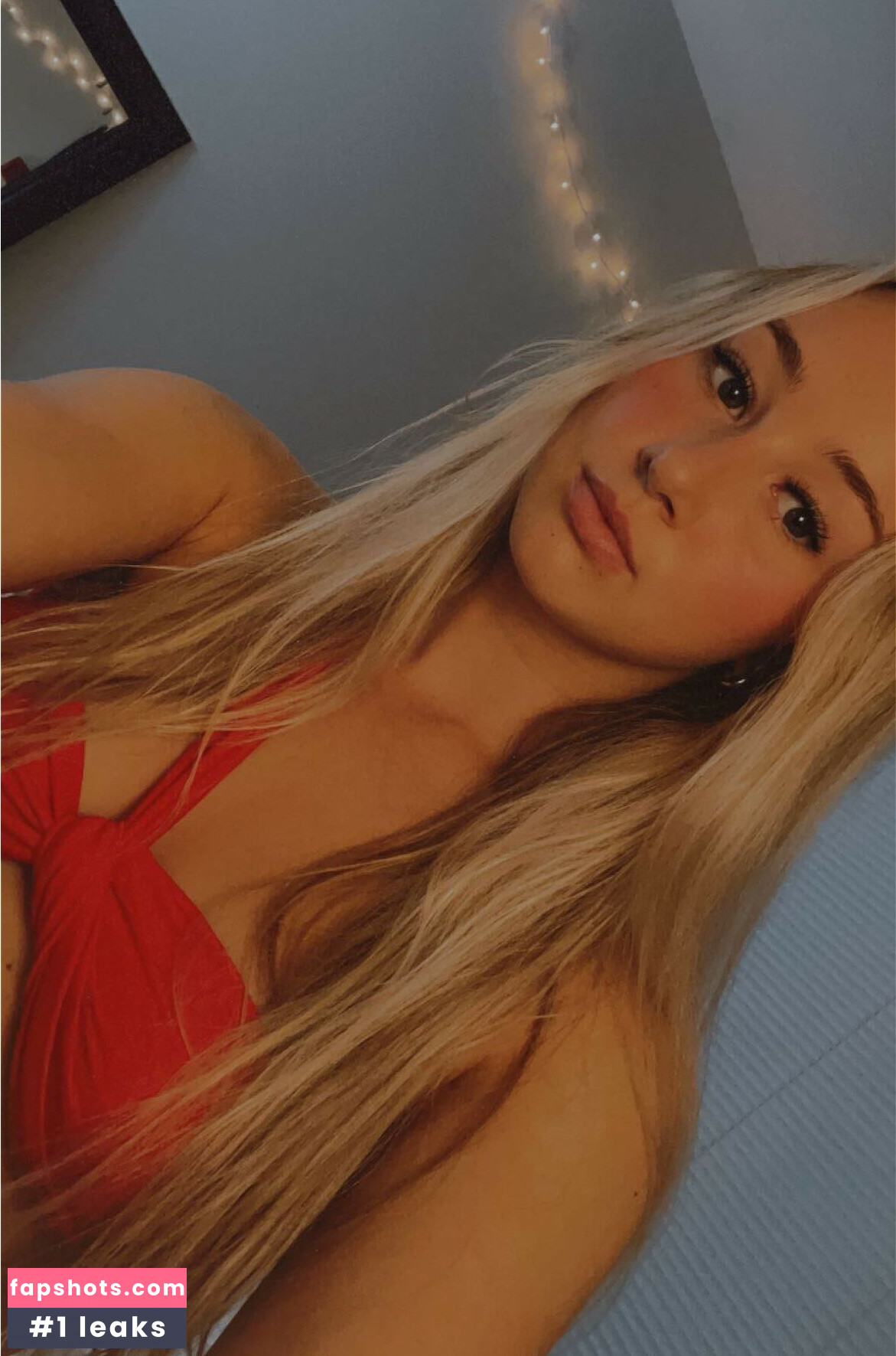 Emily Rickwood gallery photo #20