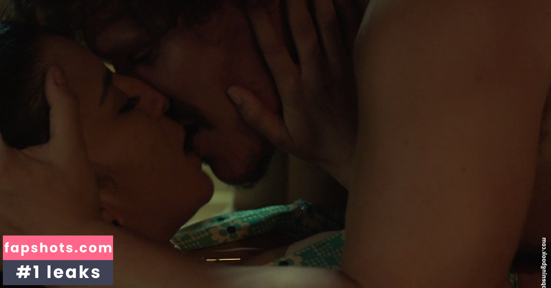 Emily Rios gallery photo #6