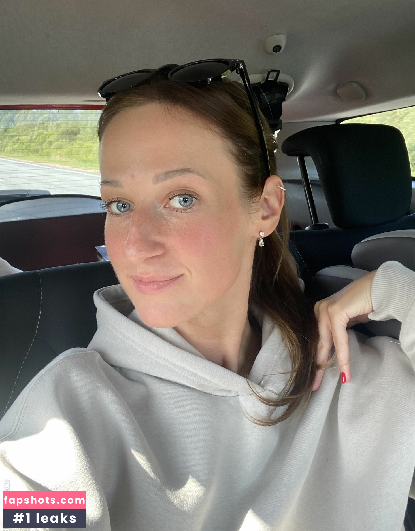 Emily Rose gallery photo #25