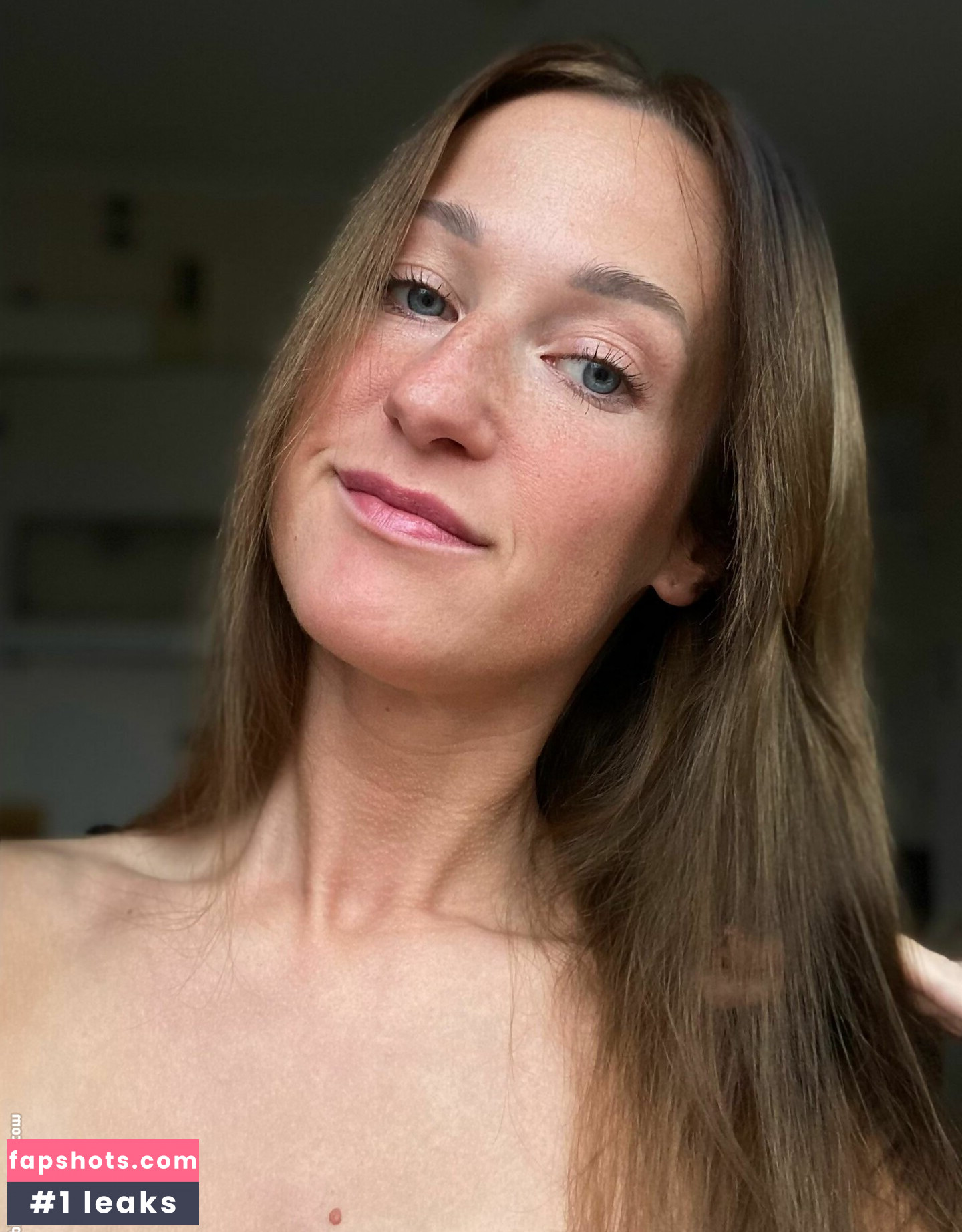 Emily Rose gallery photo #32