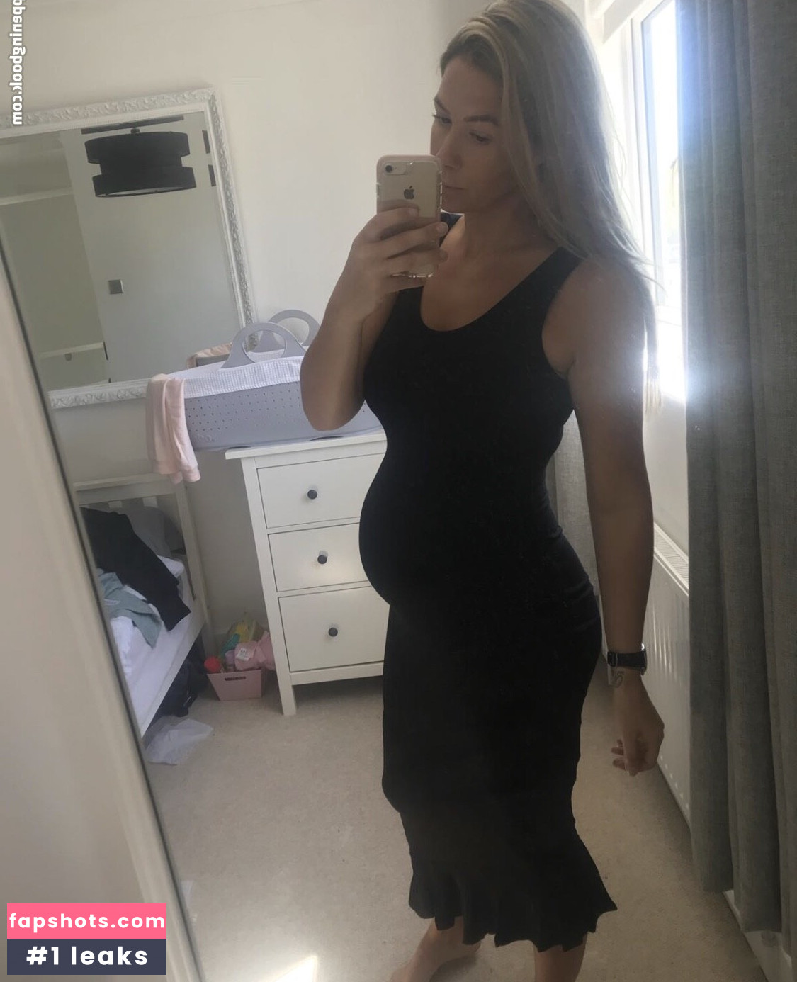 Emily Rose Ross gallery photo #6