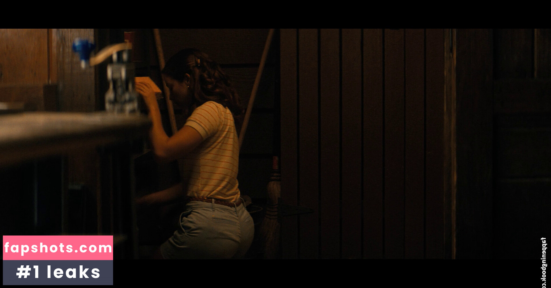 Emily Rudd gallery photo #55