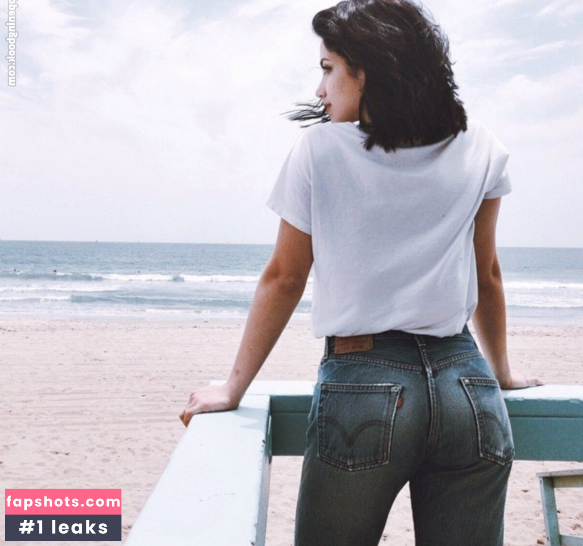 Emily Rudd gallery photo #63