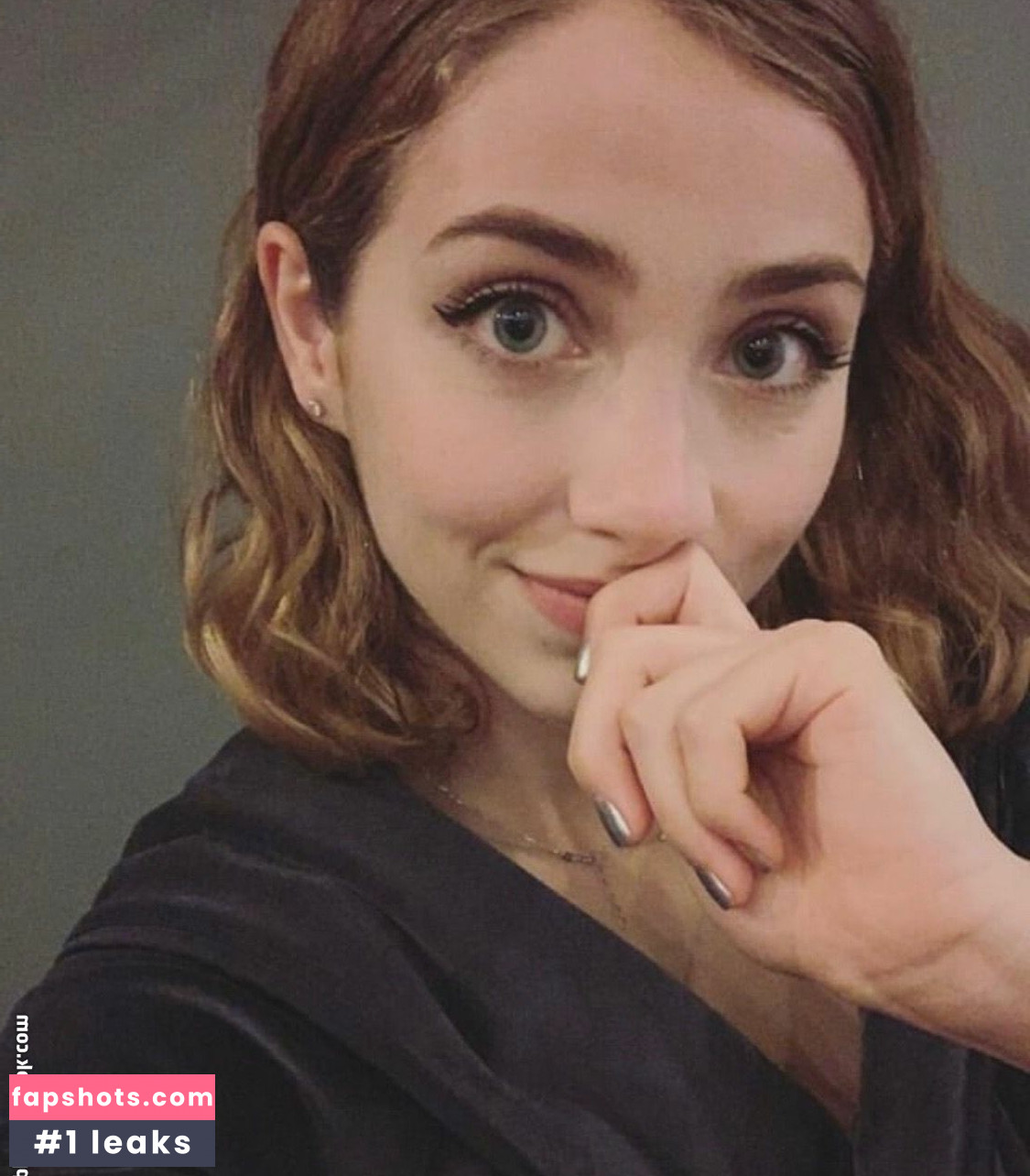 Emily Rudd gallery photo #82