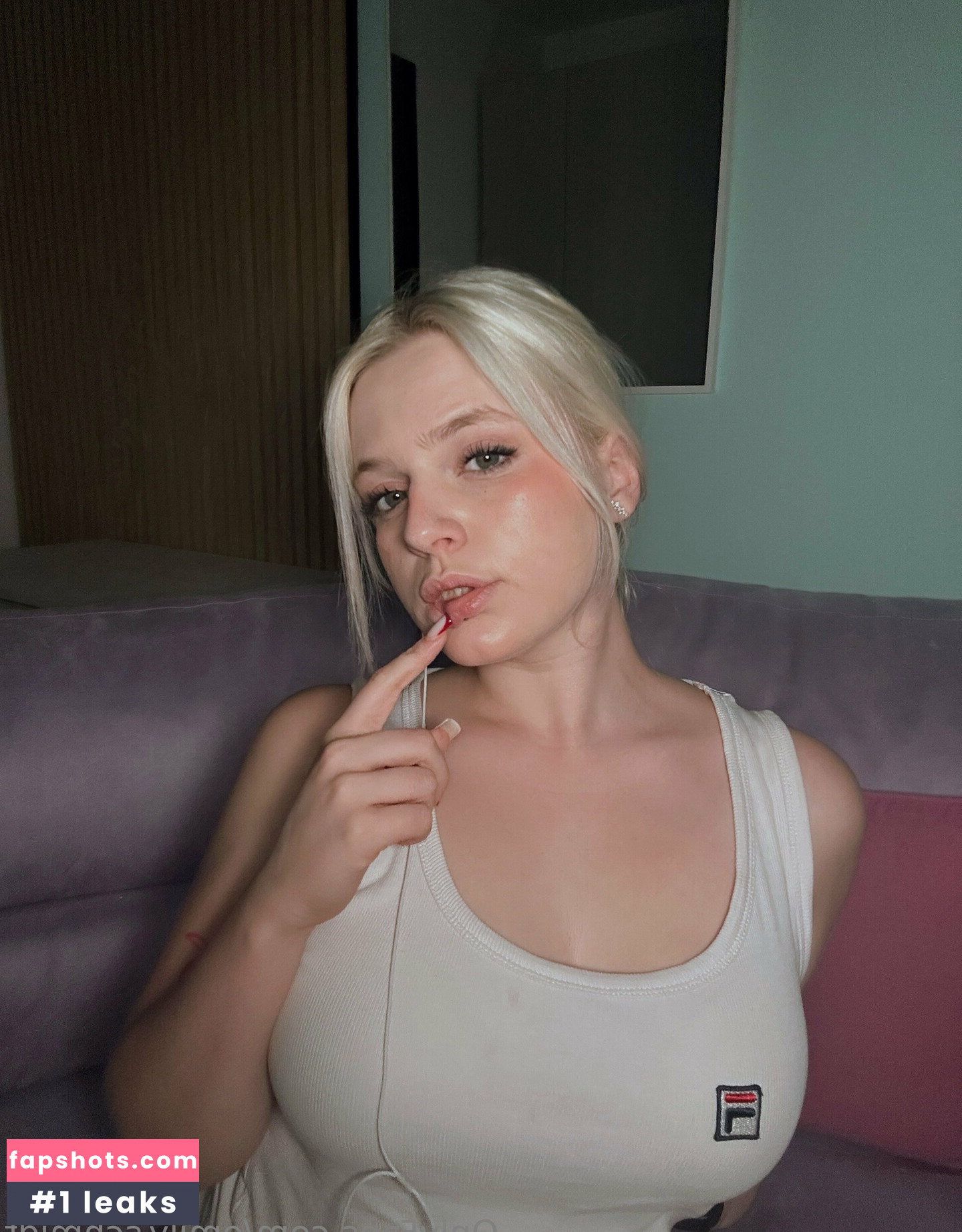 emily.schwarz gallery photo #11