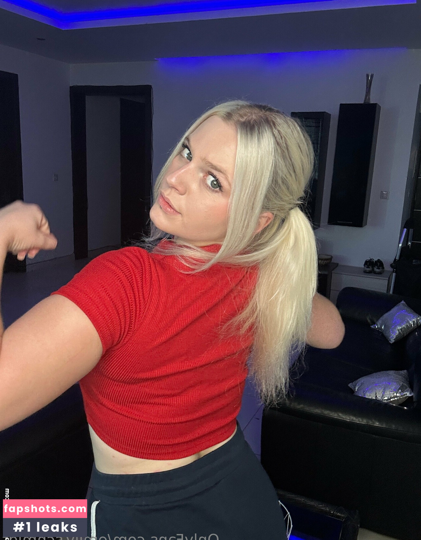 emily.schwarz gallery photo #15