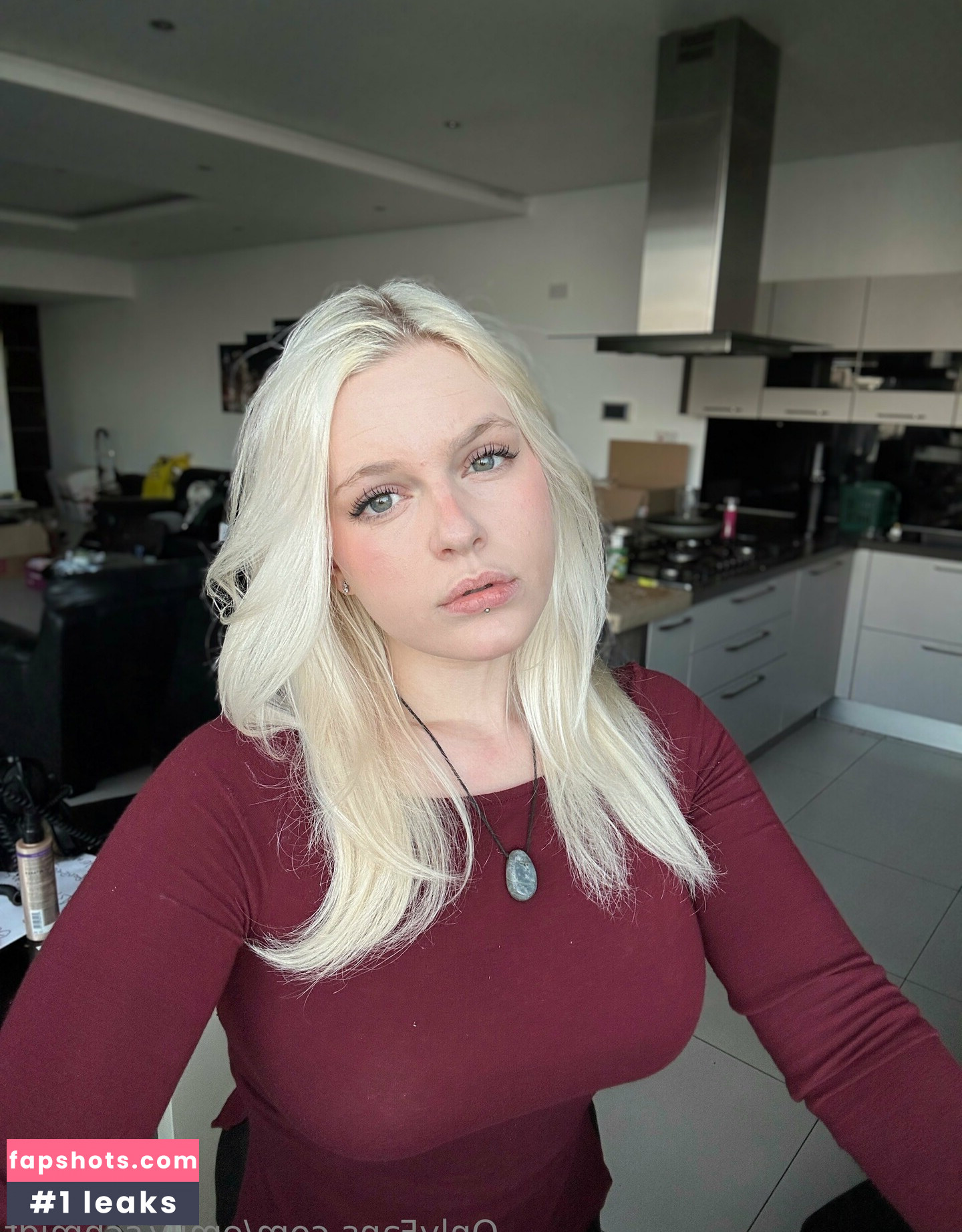 emily.schwarz gallery photo #16